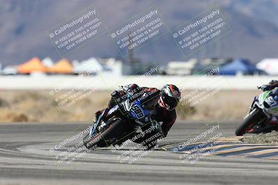 media/Dec-07-2025-CVMA (Sun) [[3e7d2de5dc]]/Race 7-Formula Lightweight Twins Shootout/